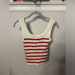 Nice quality, soft, small cropped, small women’s, red and white